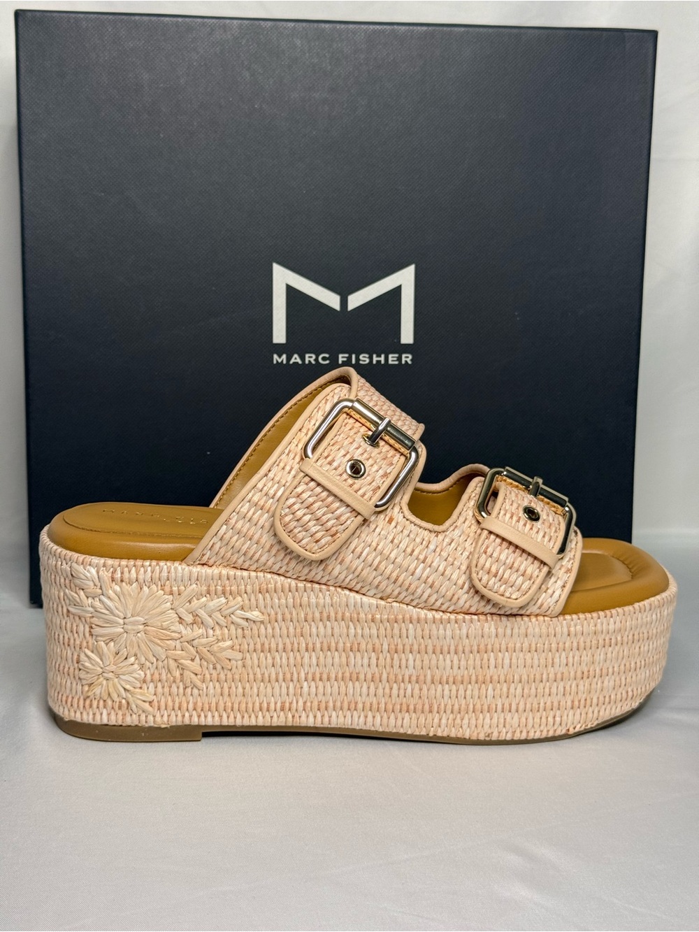 Marc Fisher Women Woven Double-Buckle Platform Slides in Light Beige Size 8.5